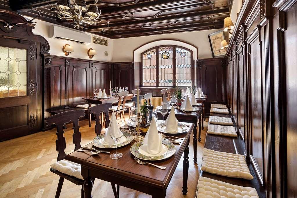Radisson Blu Hotel Altstadt, Зальцбург Ресторан фото