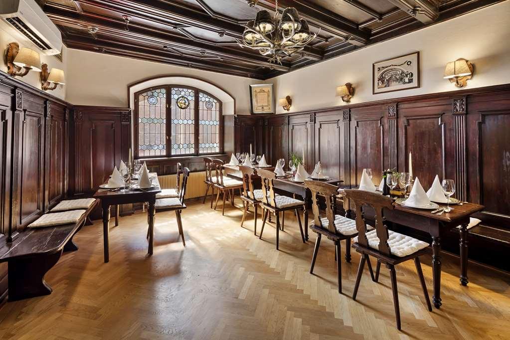 Radisson Blu Hotel Altstadt, Зальцбург Ресторан фото