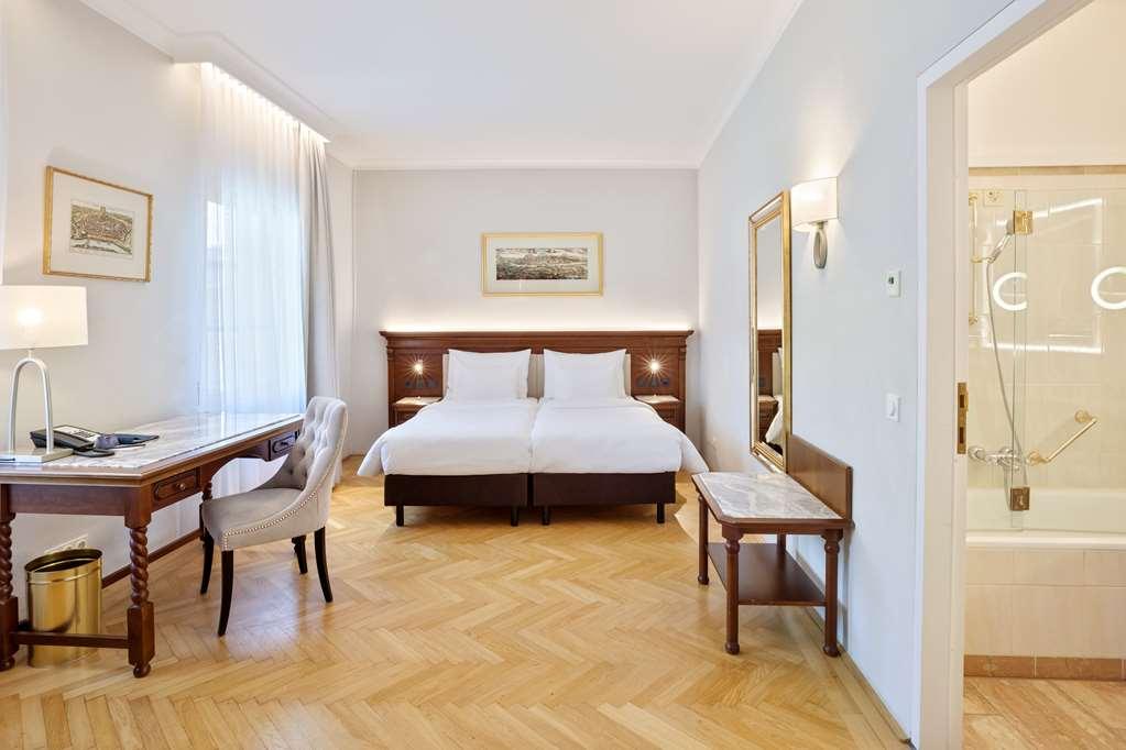 Radisson Blu Hotel Altstadt, Зальцбург Номер фото